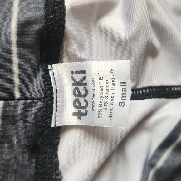 Teeki Hot Pant - Picture 4 of 4